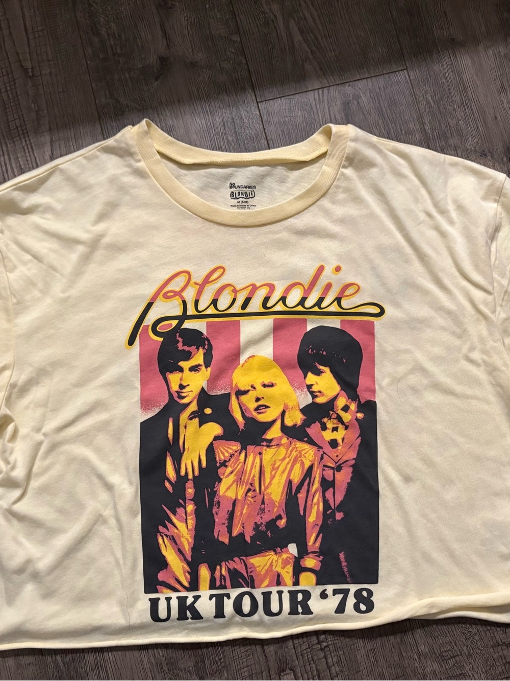 Women’s size Medium Crop Top Blondie UK Tour '78 Graphic Tee - Pale Yellow